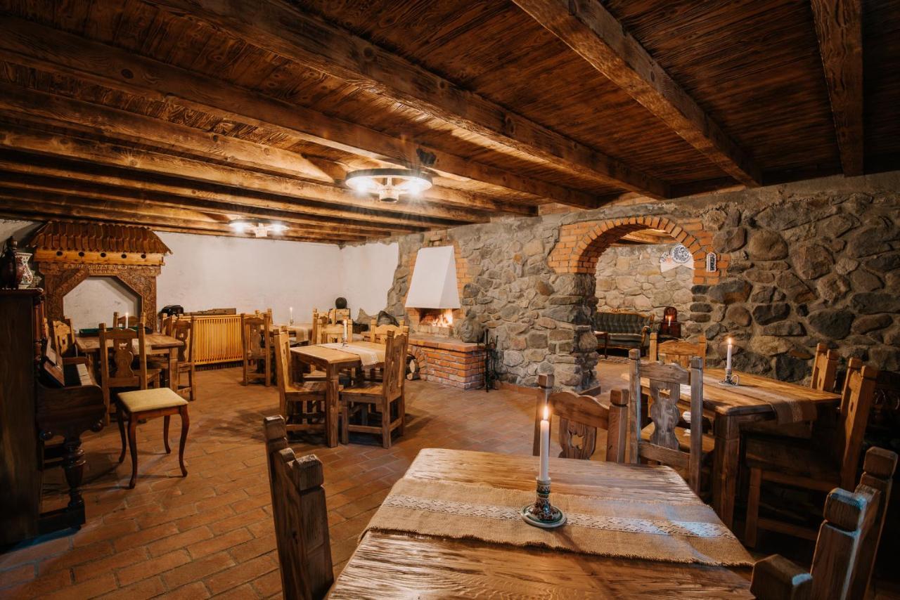 Molnos Kuria Pension Corund  Exterior photo